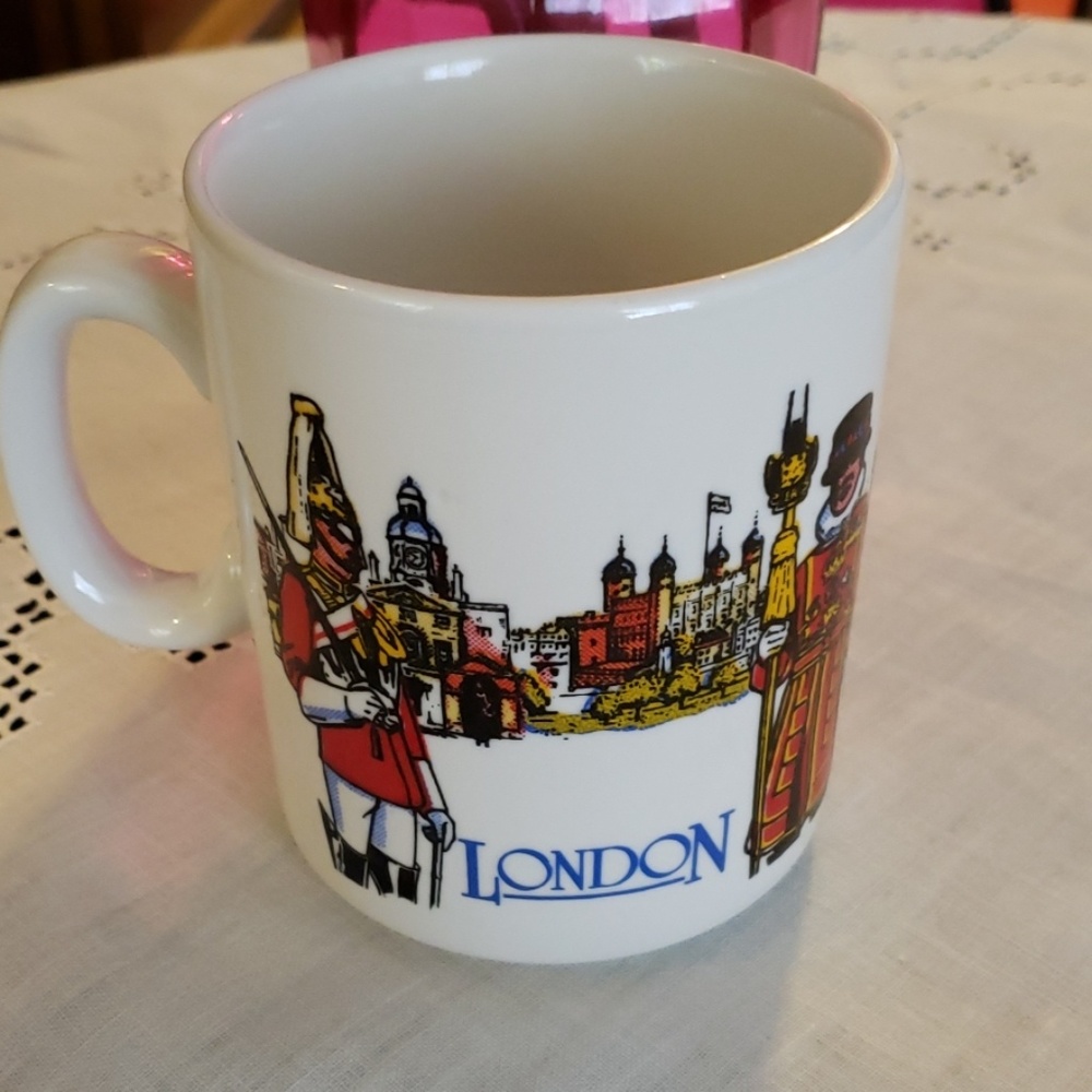 London Royal Guards Stamped Stamped England bottom